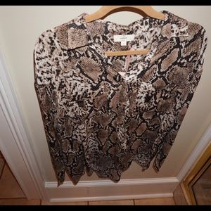 Snakeskin print long sleeve top size L by Entro